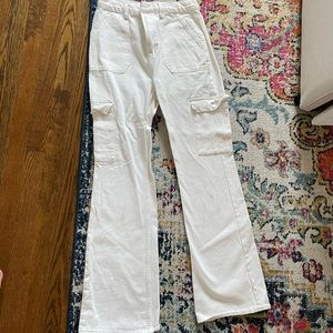 WHITE CARGO JEANS
